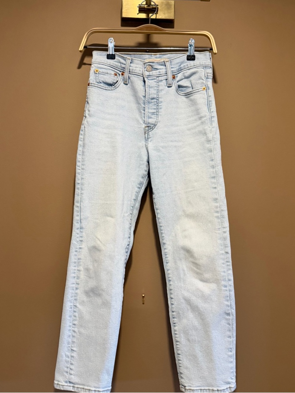 LEVIS straight denim jeans 26